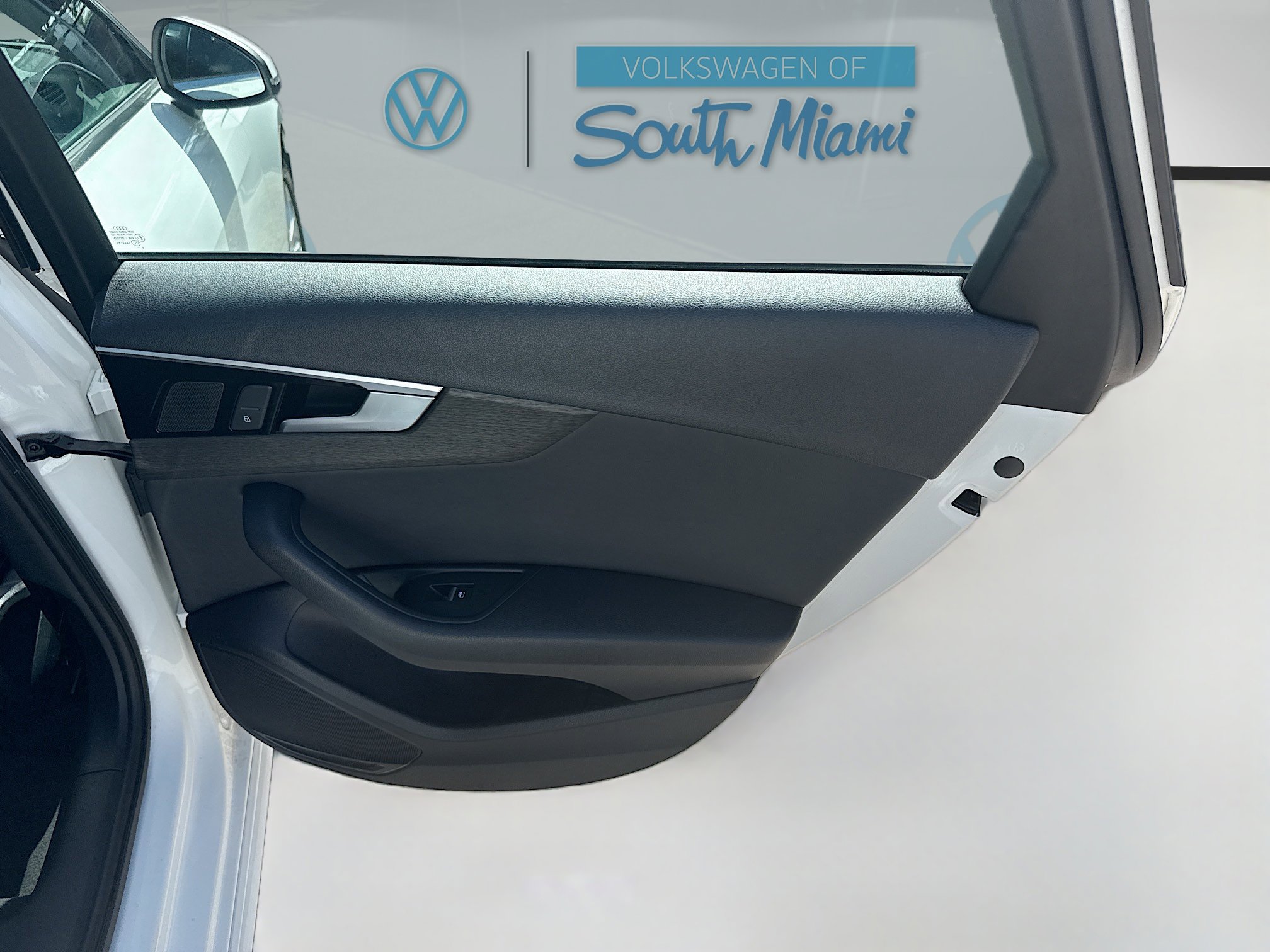 Used 2020 Audi A4 2.0T Premium w/ Convenience Package image 30