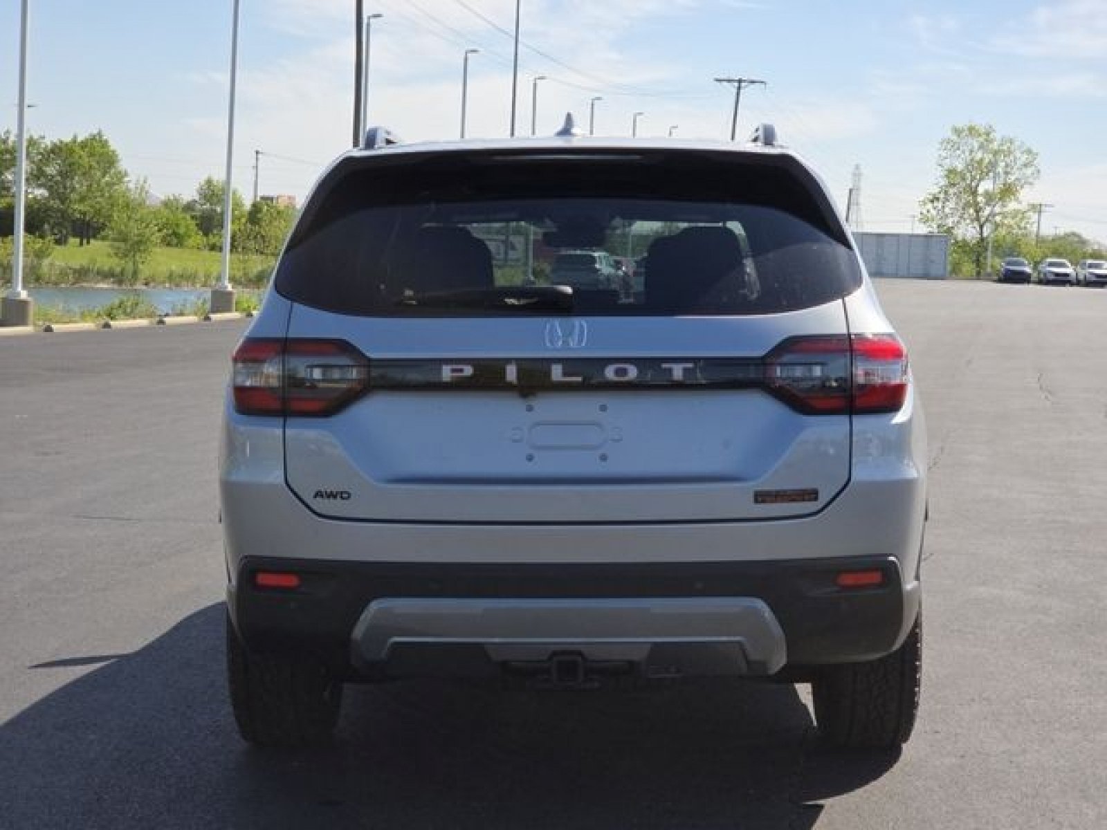 New 2026 Honda Pilot TrailSport image 9