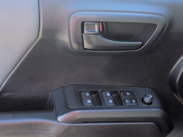 Used 2020 Toyota Tacoma SR w/ SR Convenience Package RWD image 13