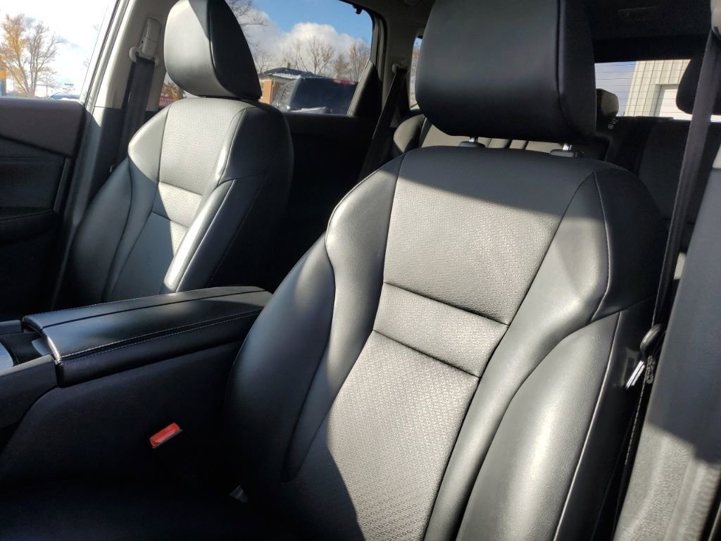 Used 2022 Nissan Rogue SV w/ SV Premium Package image 27