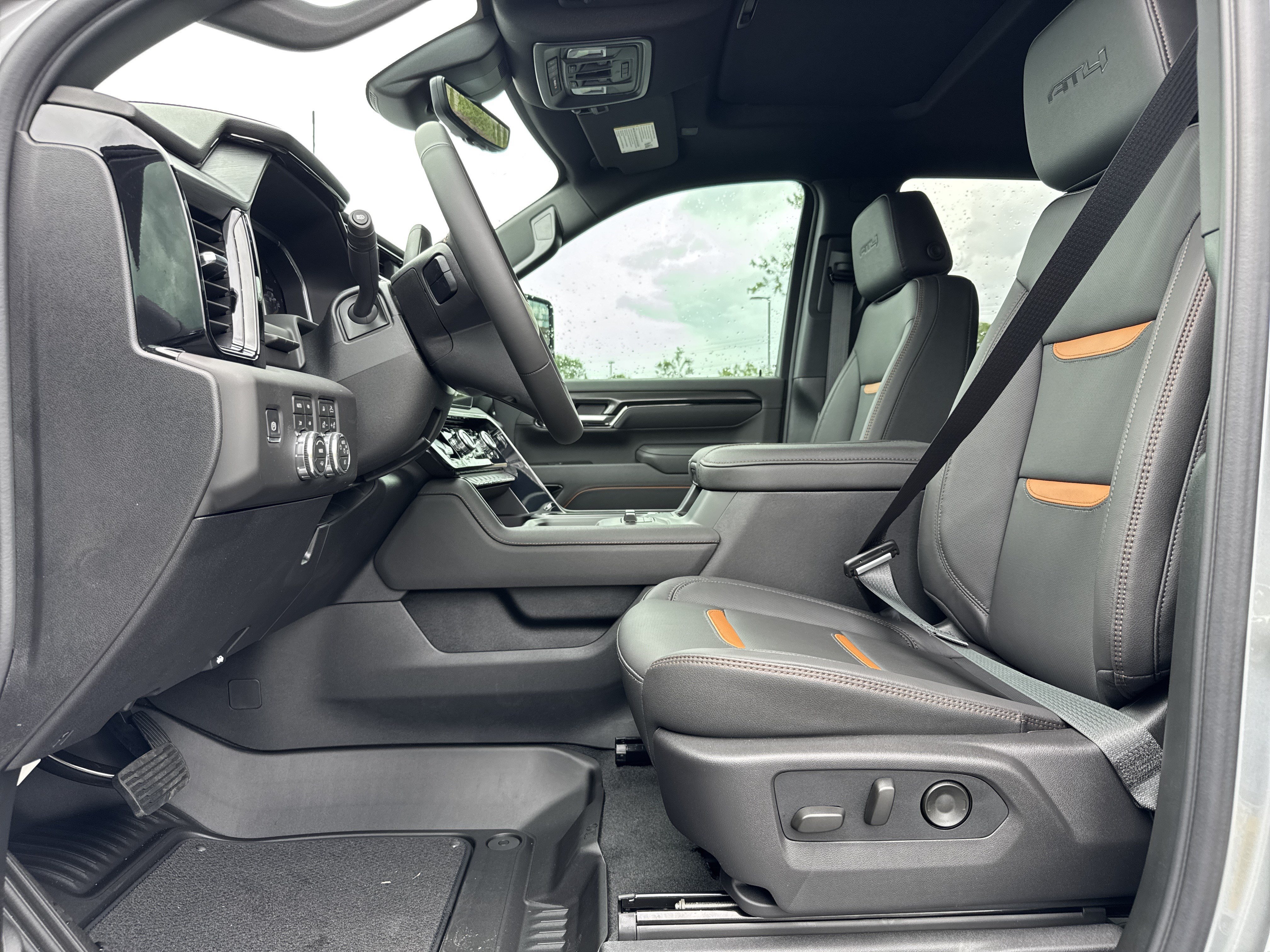 New 2026 GMC Sierra 2500 AT4 w/ AT4 Premium Plus Package AWD/4WD image 16