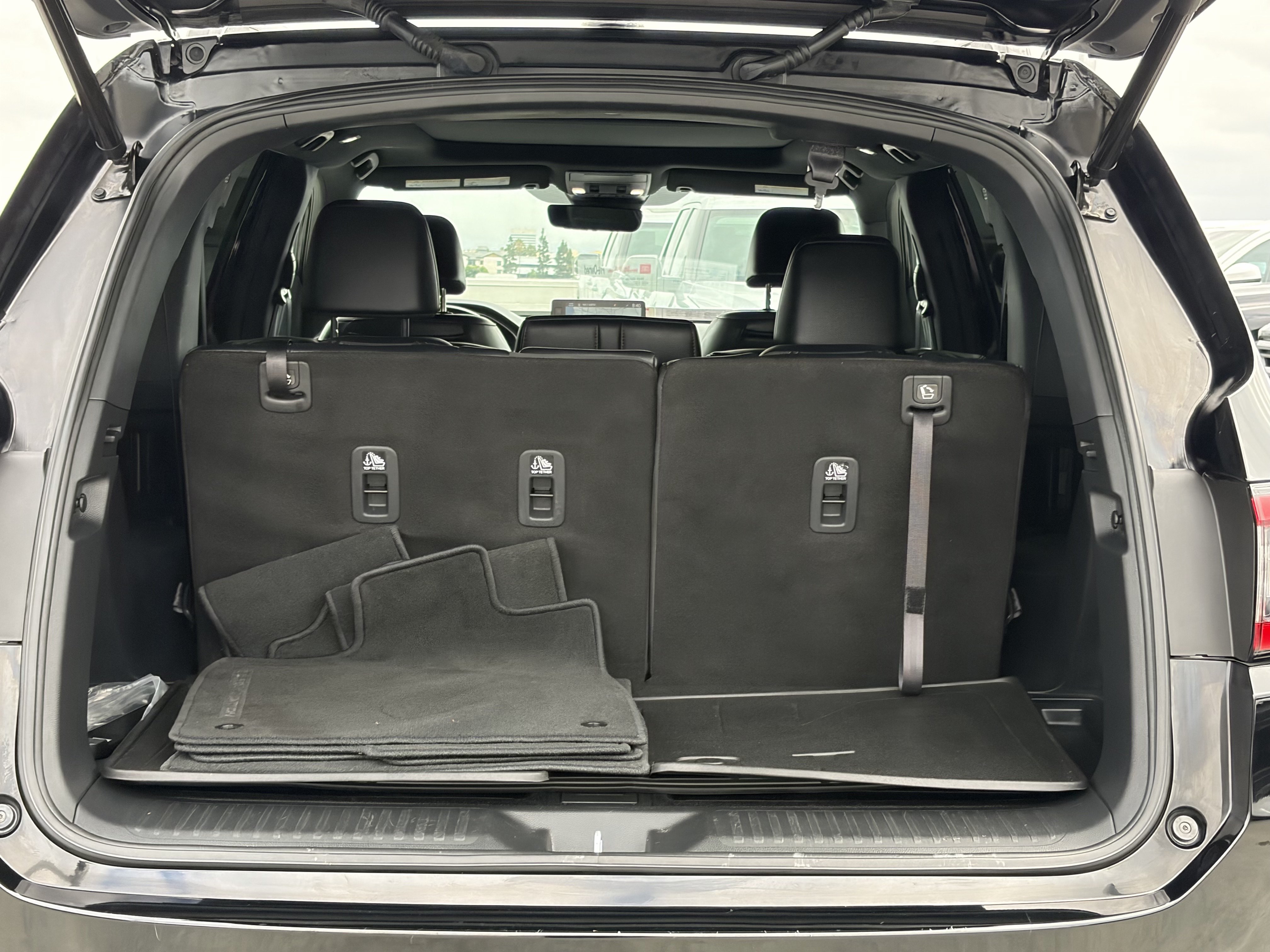 Used 2025 Honda Pilot Black Edition image 22