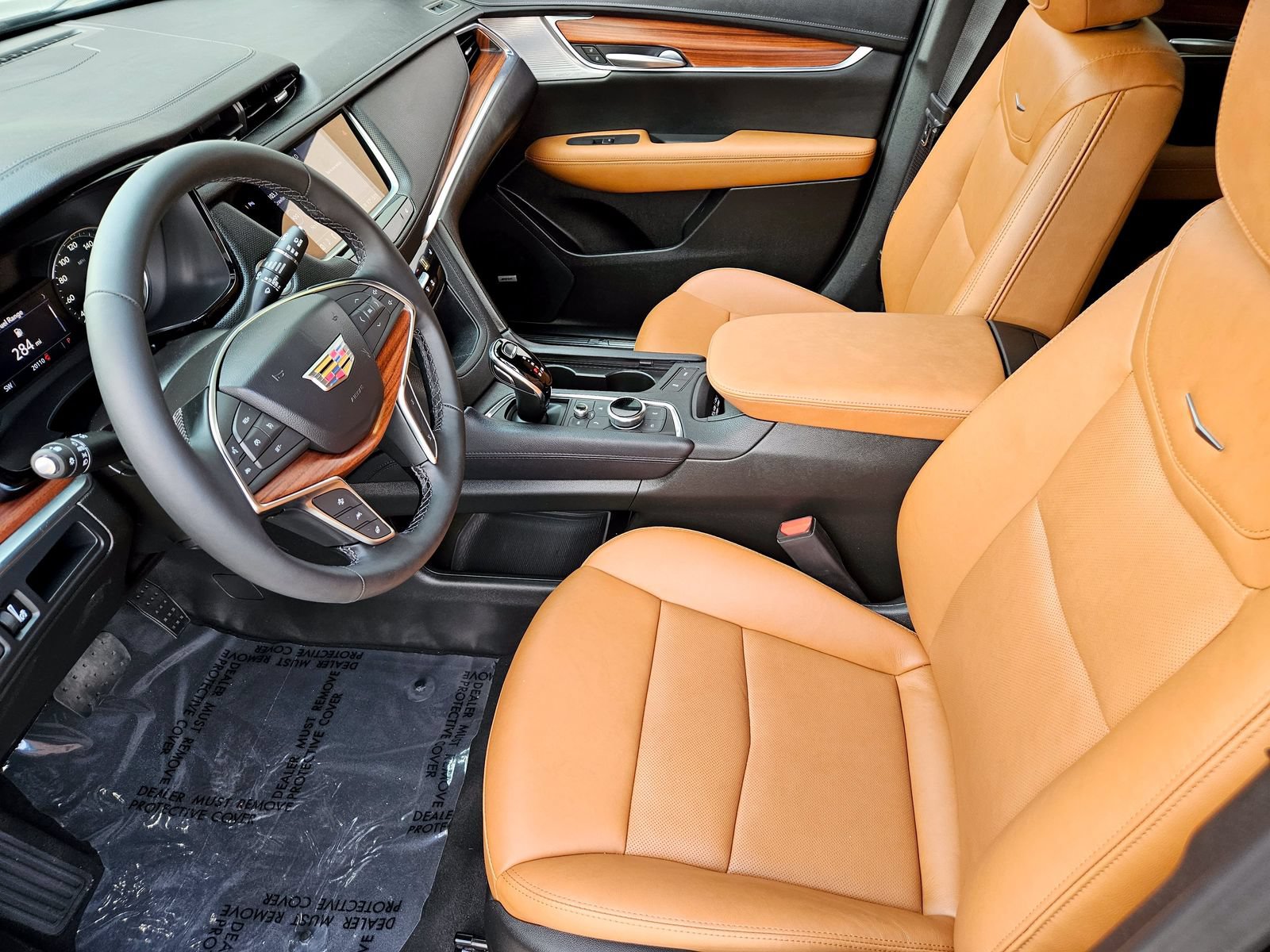 Certified 2025 Cadillac XT5 Premium Luxury FWD image 16