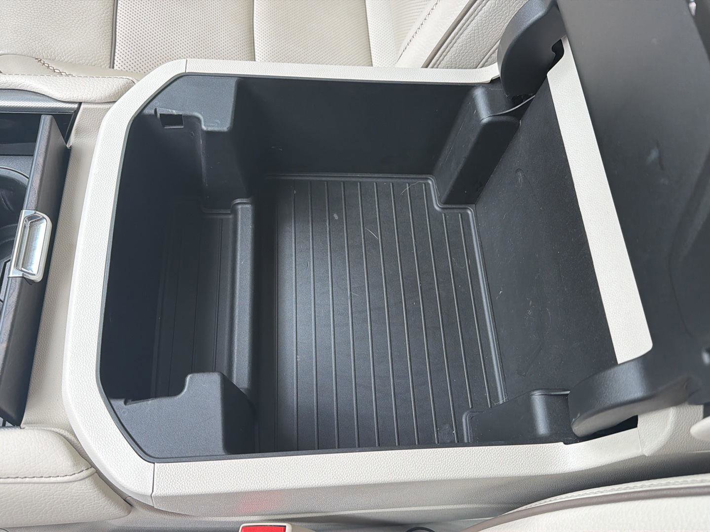 Used 2024 GMC Sierra 1500 AT4X image 16