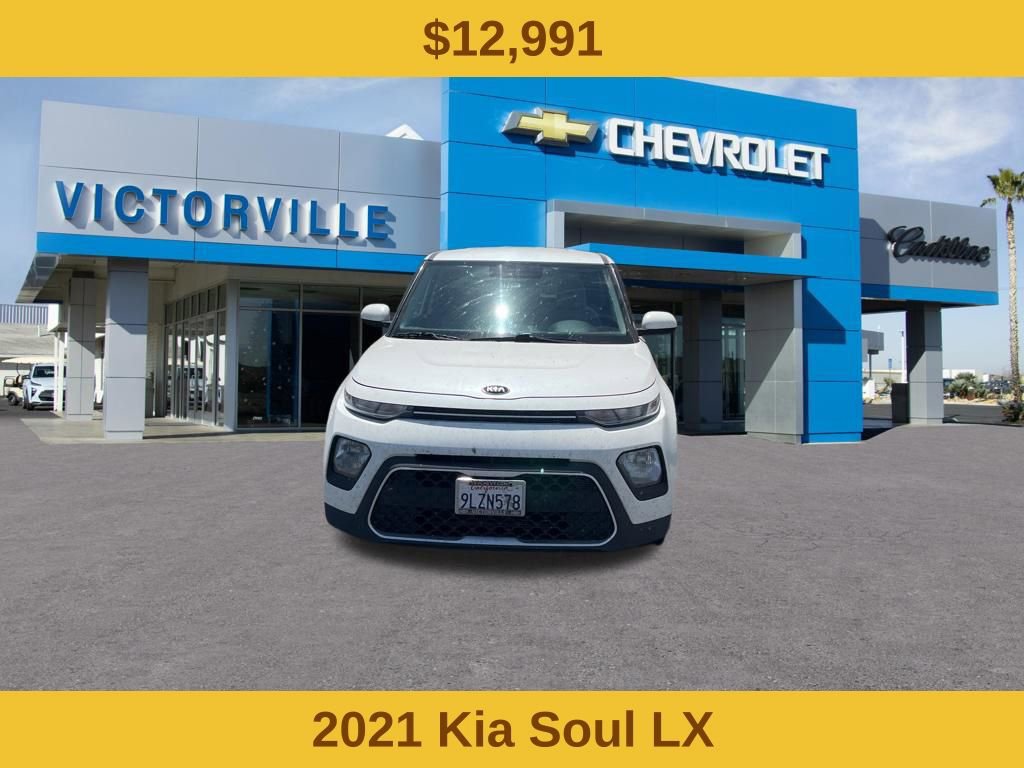 Used 2021 Kia Soul LX FWD image 2