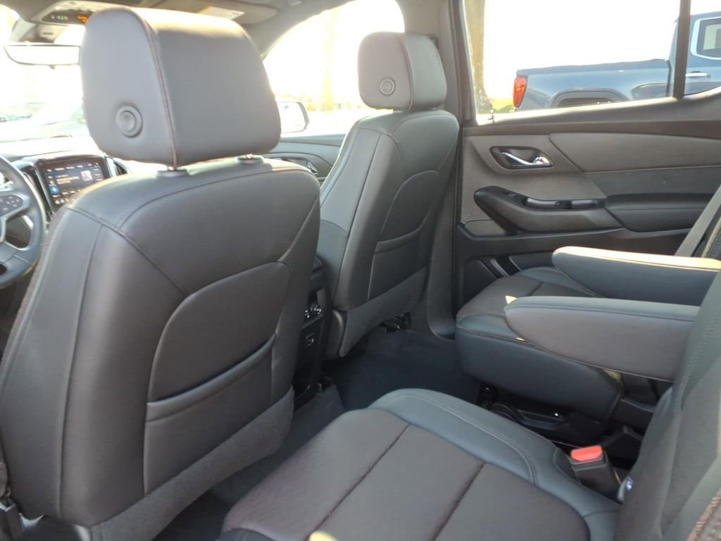 Certified 2023 Chevrolet Traverse High Country image 27