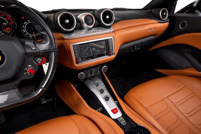 Certified 2016 Ferrari California T RWD image 30