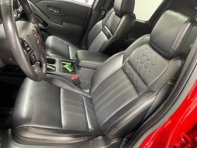 Used 2022 Nissan Frontier PRO-4X image 12