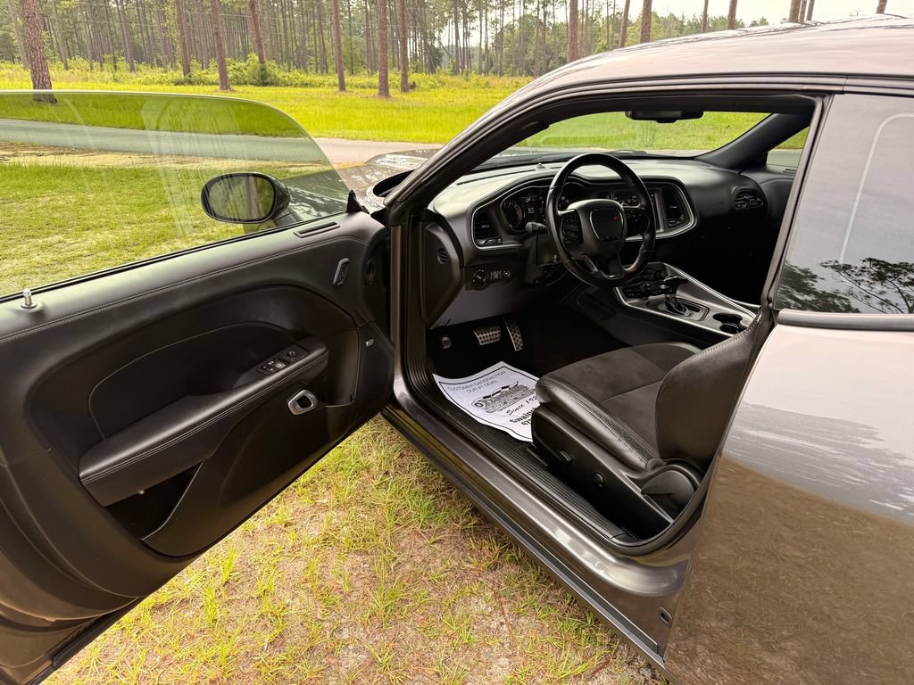 Used 2022 Dodge Challenger R/T w/ Plus Package RWD image 11