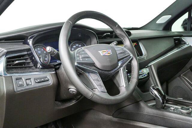 Certified 2023 Cadillac XT5 Premium Luxury w/ Technology Package FWD image 15