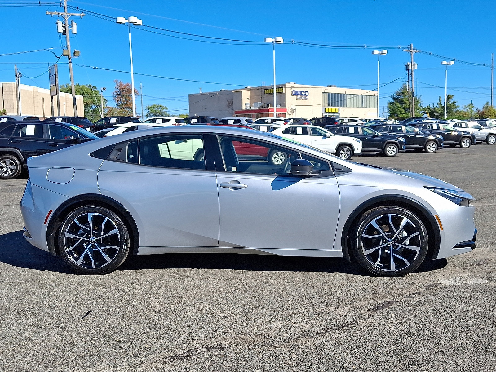 Used 2023 Toyota Prius Prime image 8