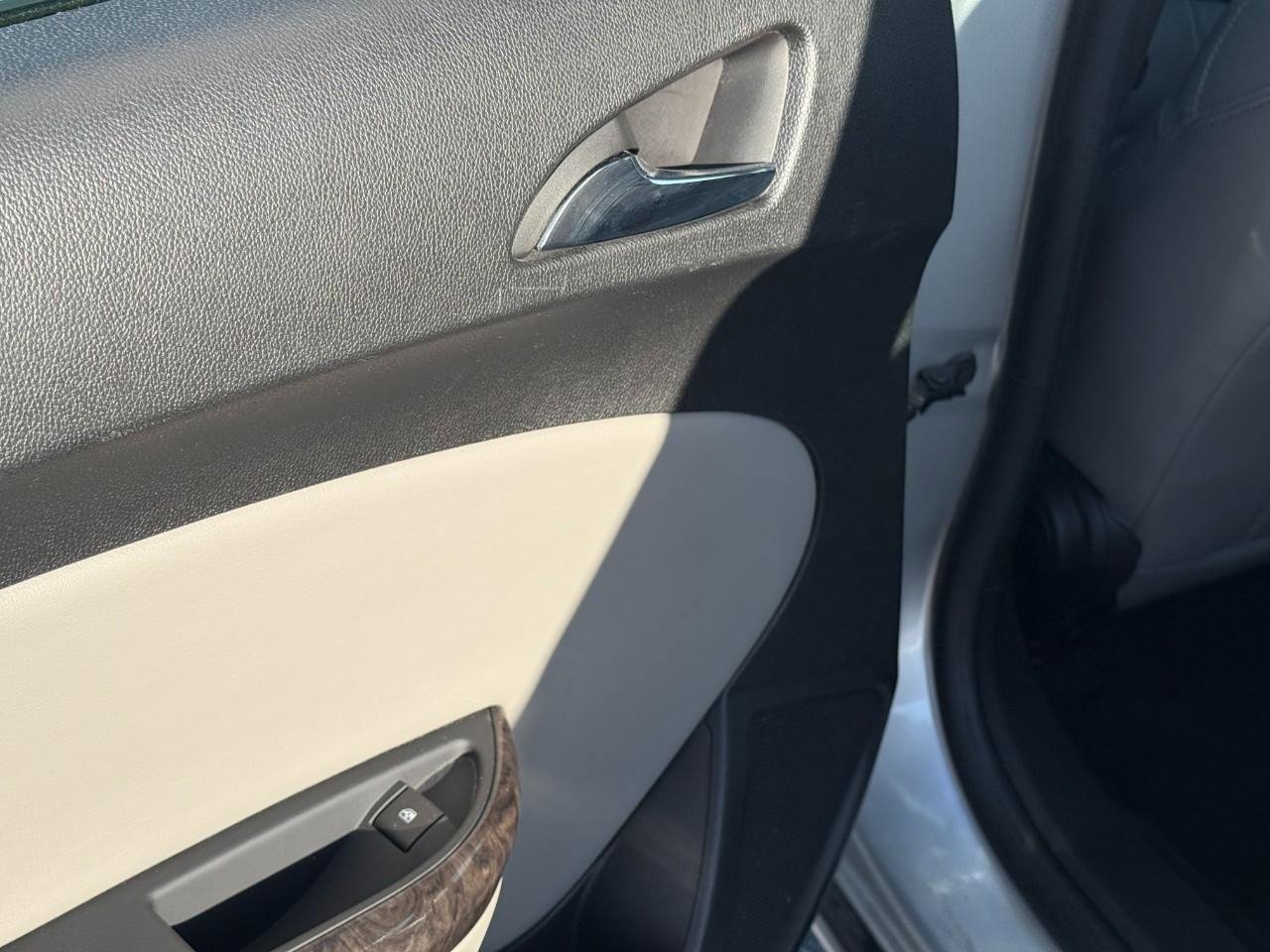 Used 2015 Buick Verano Convenience FWD image 20