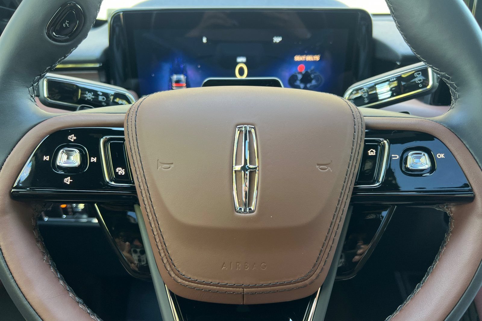 New 2026 Lincoln Aviator Reserve w/ Illumination Package AWD/4WD image 21