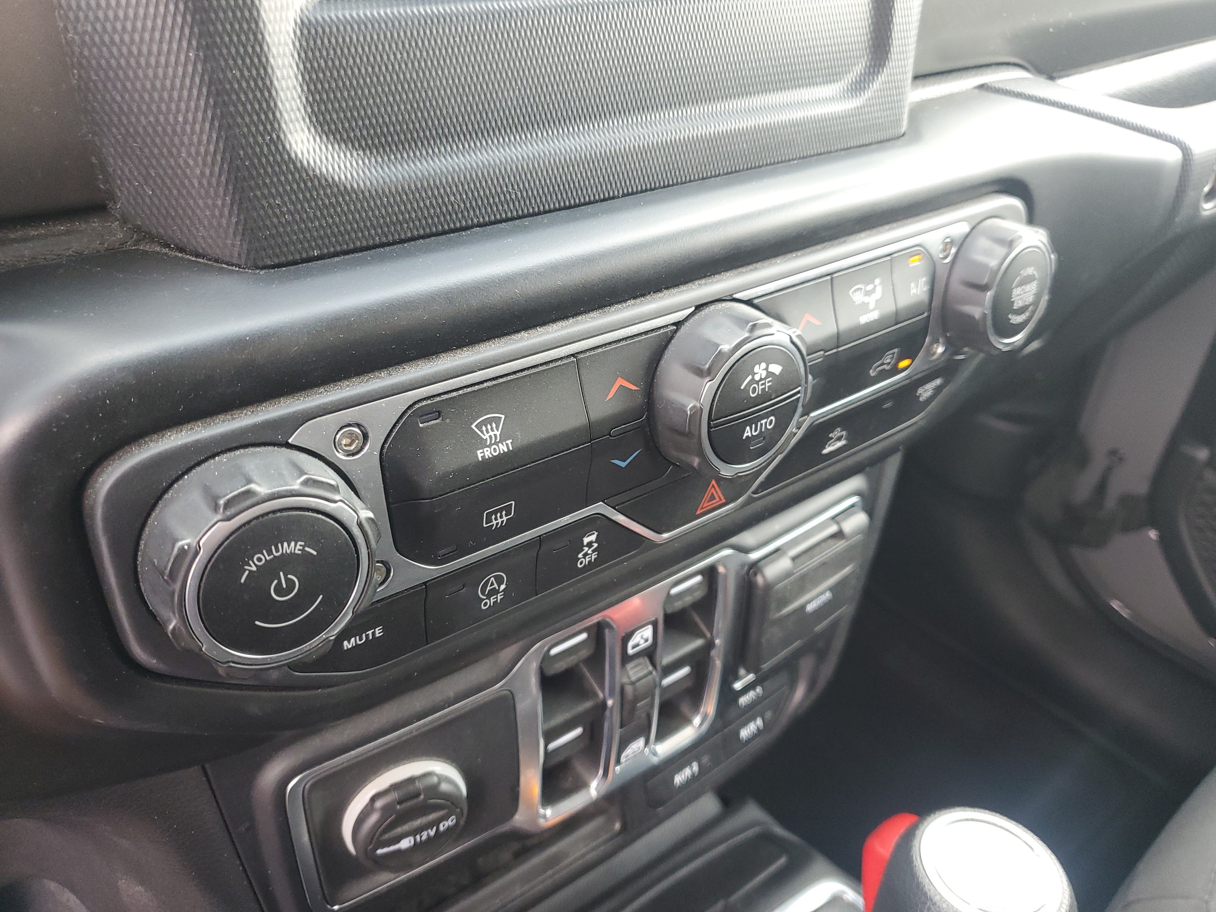 Used 2021 Jeep Gladiator Sport AWD/4WD image 22