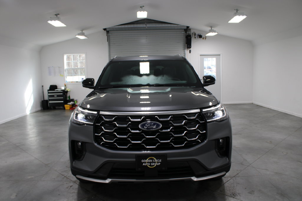 New 2026 Ford Explorer Platinum RWD image 2