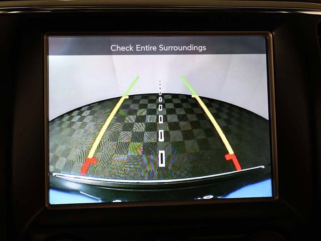 Used 2017 Jeep Grand Cherokee Limited image 47