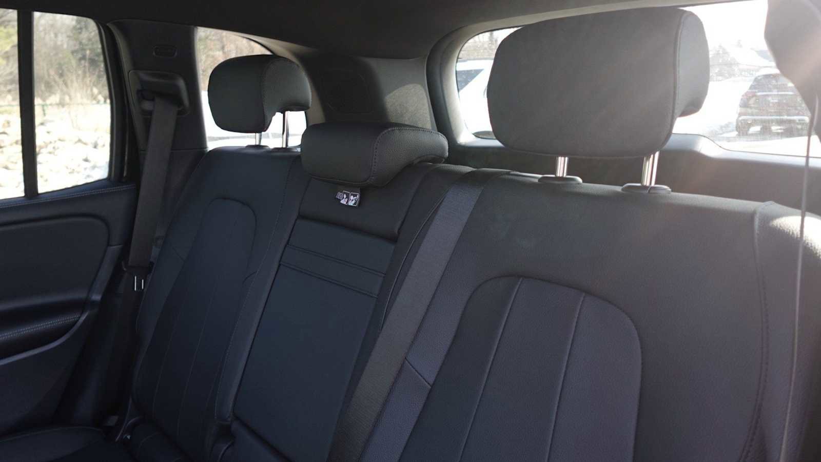 Used 2026 Mercedes-Benz GLB 250 4MATIC image 26