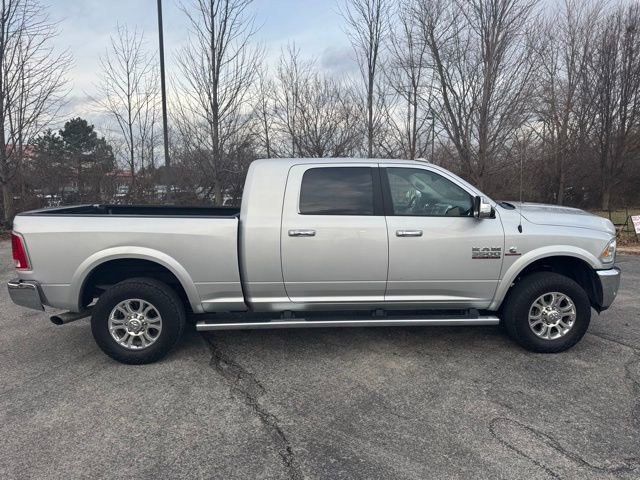 Used 2018 RAM 3500 Laramie image 3
