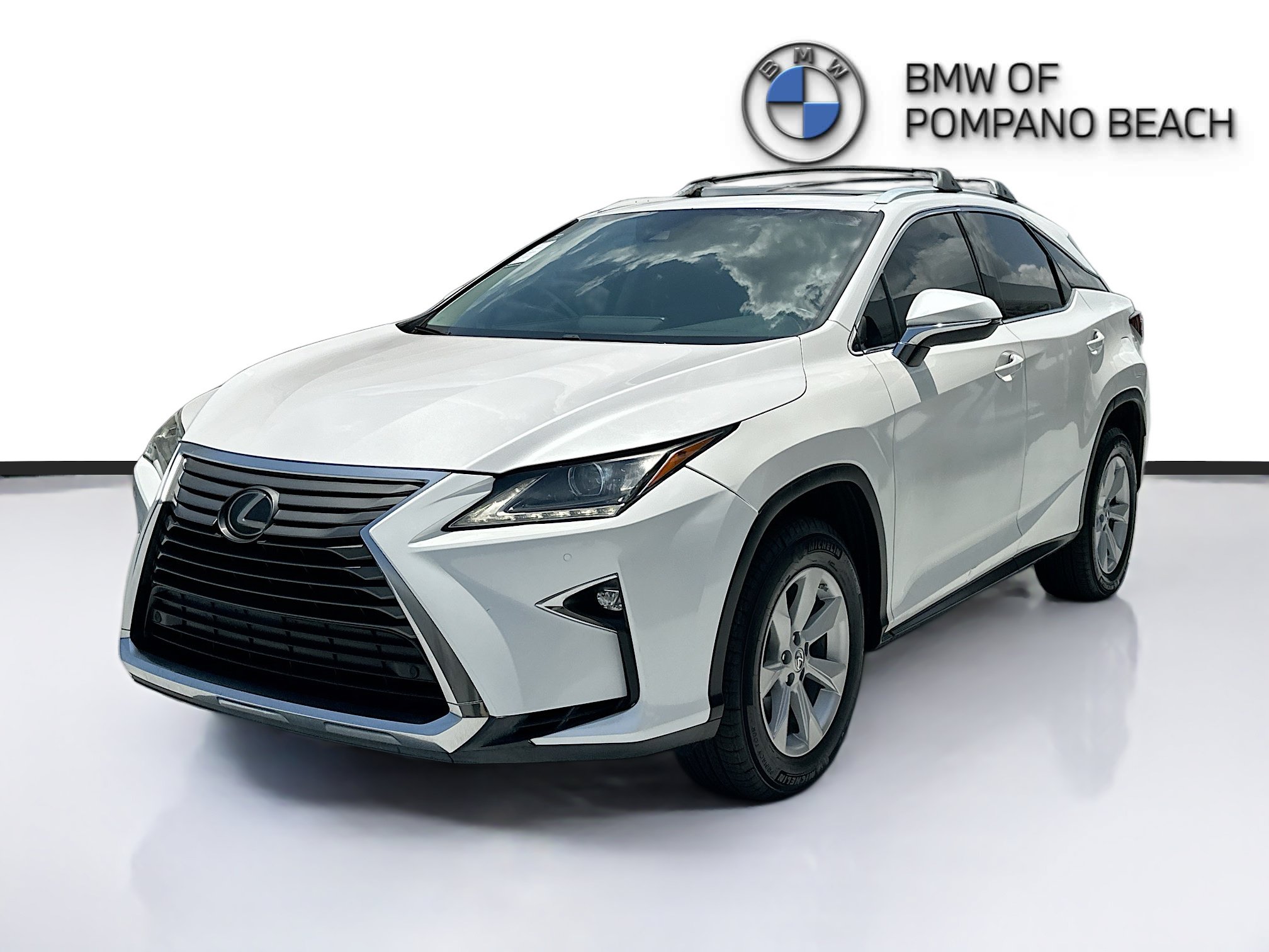 Used 2017 Lexus RX 350 AWD w/ Premium Package image 3