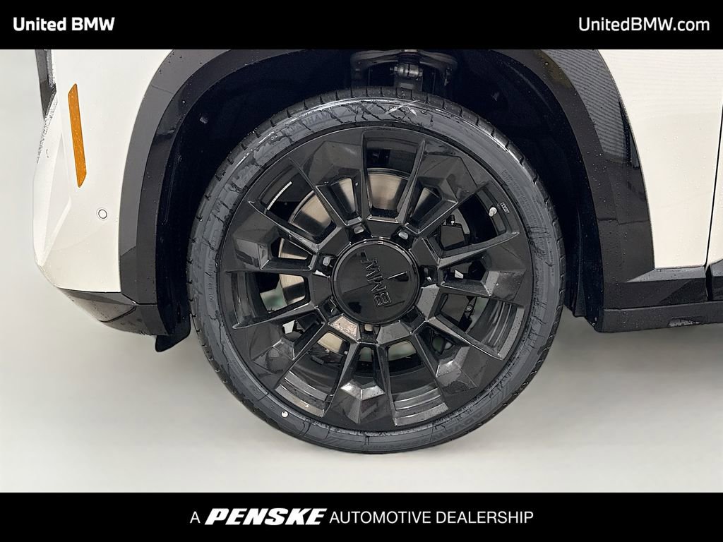 New 2026 BMW XM Label Red image 2