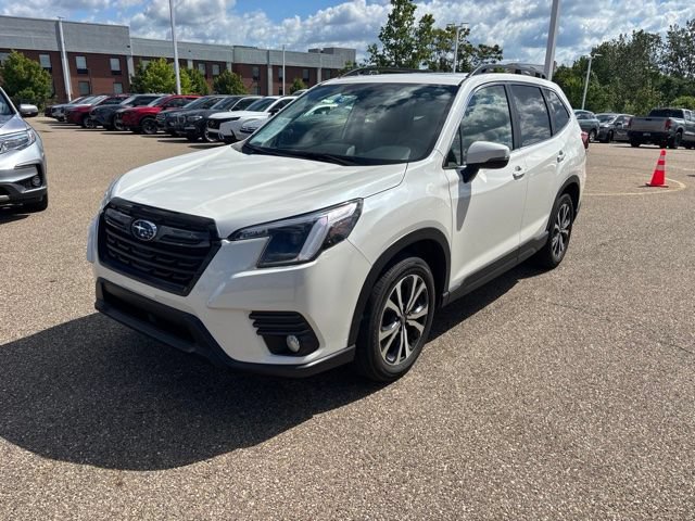Used 2023 Subaru Forester Limited AWD/4WD image 1