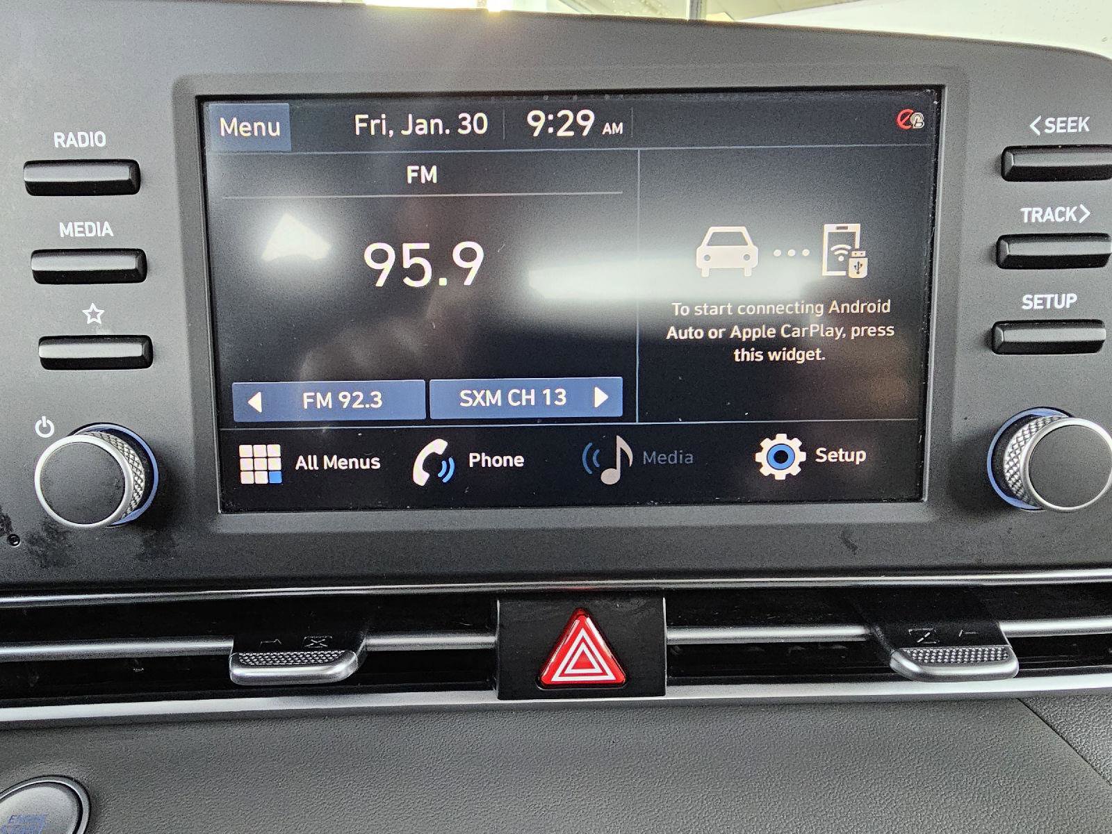 Used 2021 Hyundai Elantra SEL image 27