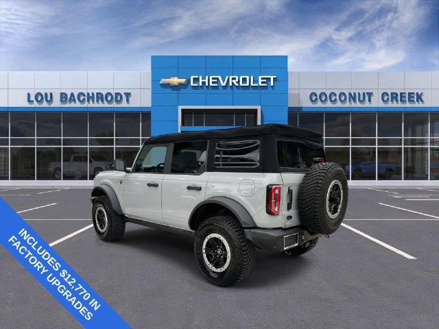 Used 2023 Ford Bronco Badlands AWD/4WD image 6