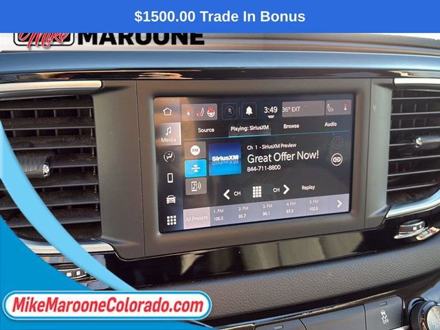 Used 2023 Chrysler Voyager LX image 18