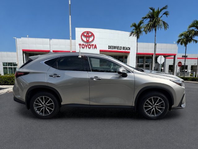 Used 2025 Lexus NX 250 FWD w/ Accessory Package (Z2) image 8