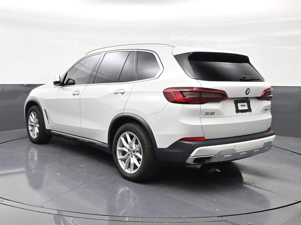 Used 2019 BMW X5 xDrive40i w/ Convenience Package AWD/4WD image 3
