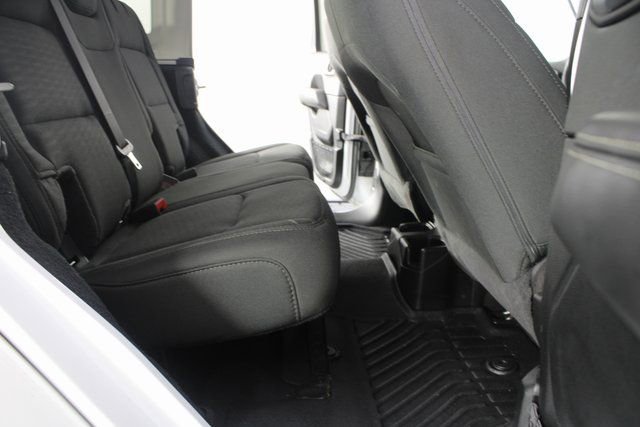 Used 2020 Jeep Wrangler Unlimited Sahara image 19