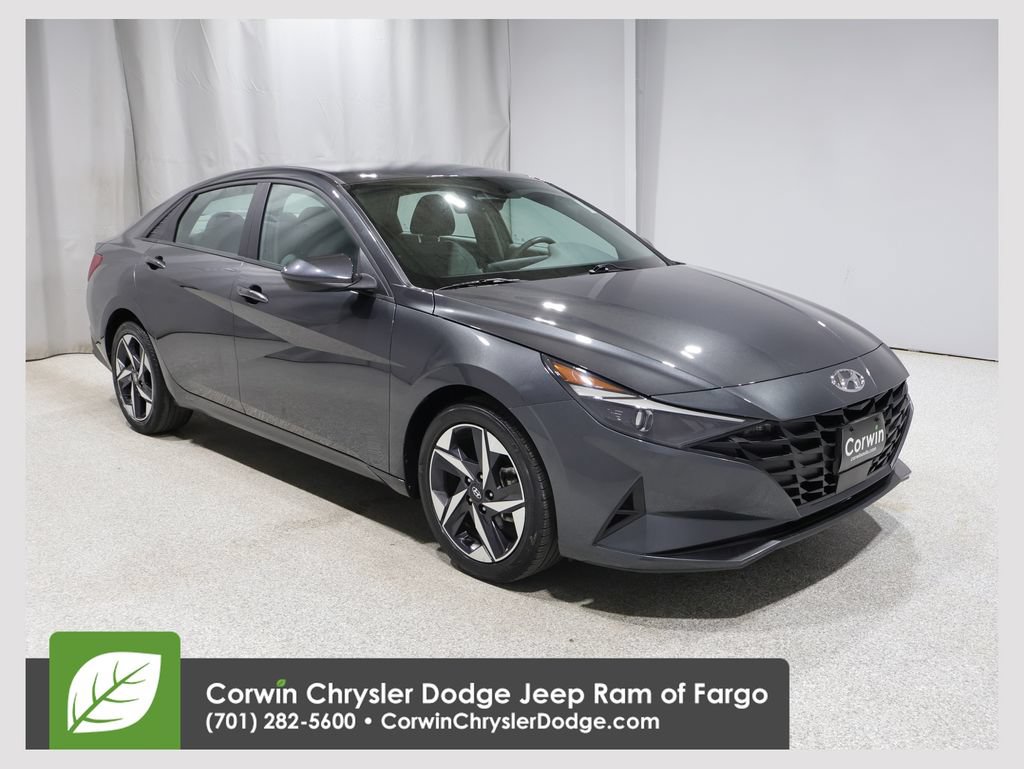 Used 2023 Hyundai Elantra SEL w/ Convenience Package
