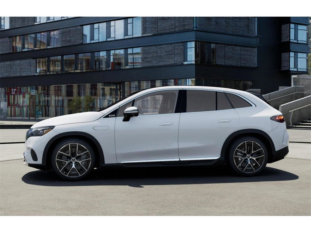 New 2026 Mercedes-Benz EQE 320 4MATIC SUV image 35