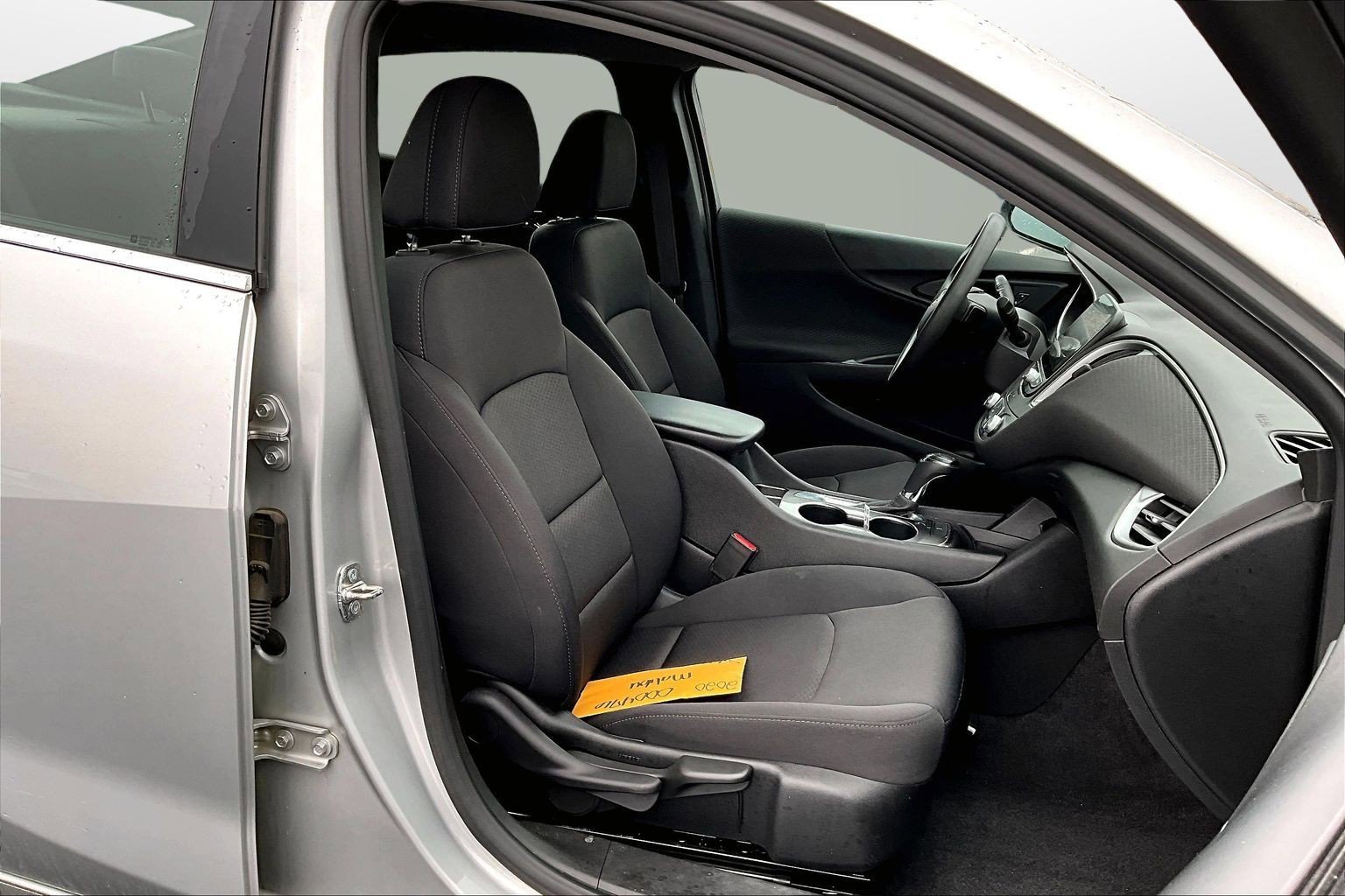 Used 2020 Chevrolet Malibu LS FWD image 7