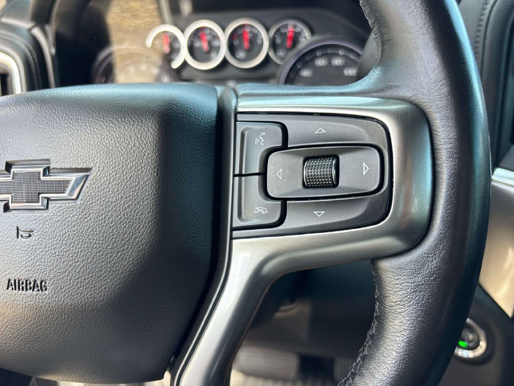 Used 2020 Chevrolet Silverado 1500 LT Trail Boss AWD/4WD image 24