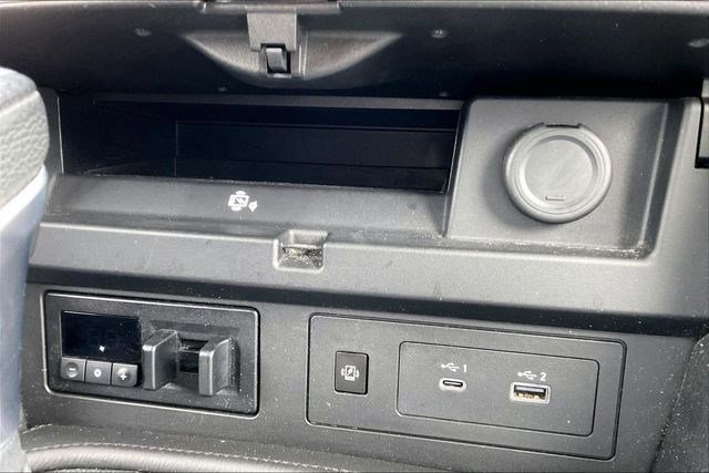 Used 2023 Nissan Armada SV image 37