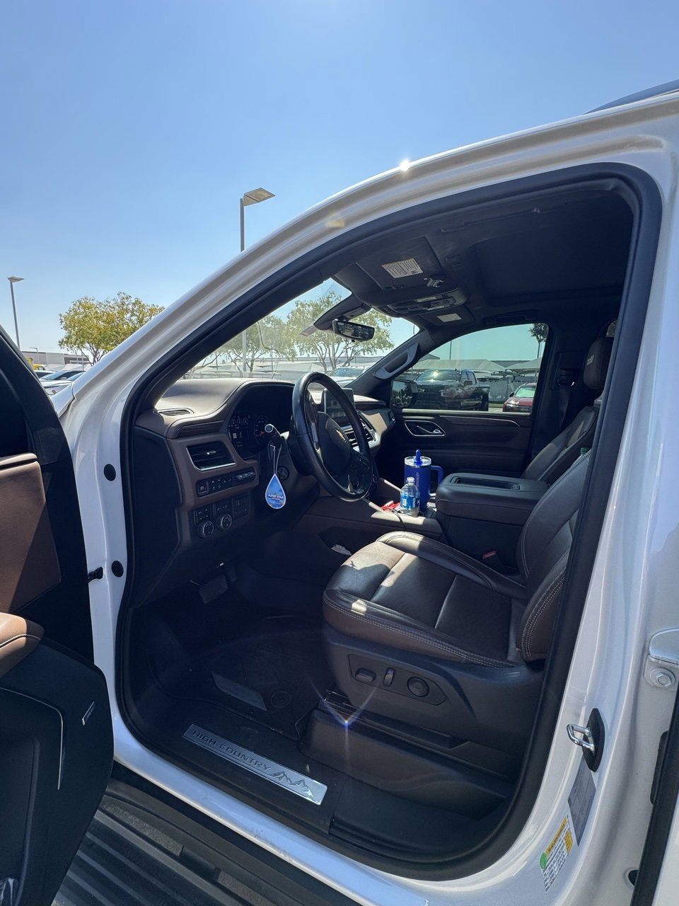 Used 2021 Chevrolet Suburban High Country image 10