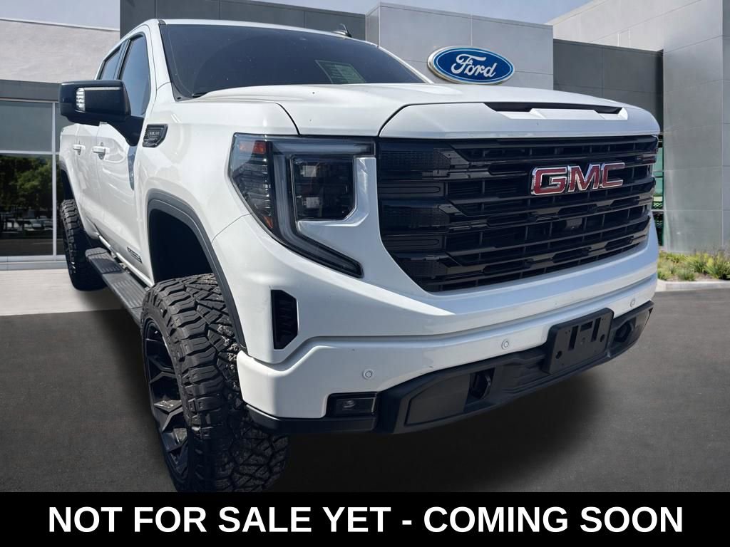 Used 2024 GMC Sierra 1500 Elevation w/ Elevation Premium Package image 1
