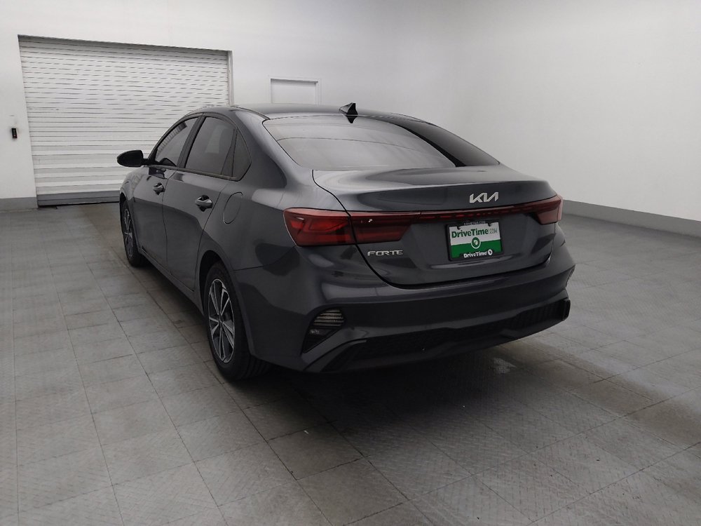 Used 2022 Kia Forte LXS w/ LXS Technology Package FWD image 5