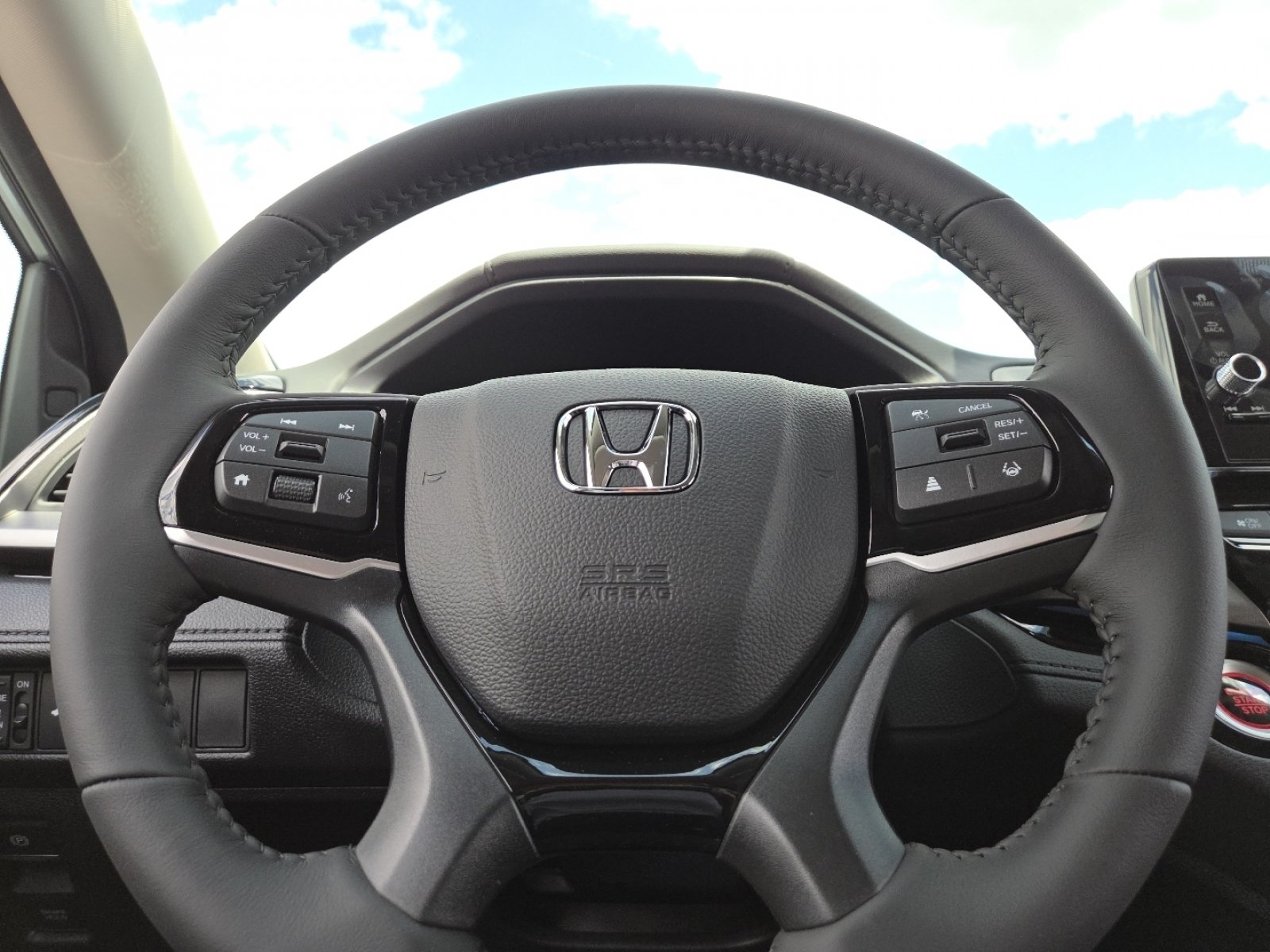 New 2026 Honda Odyssey Touring image 27