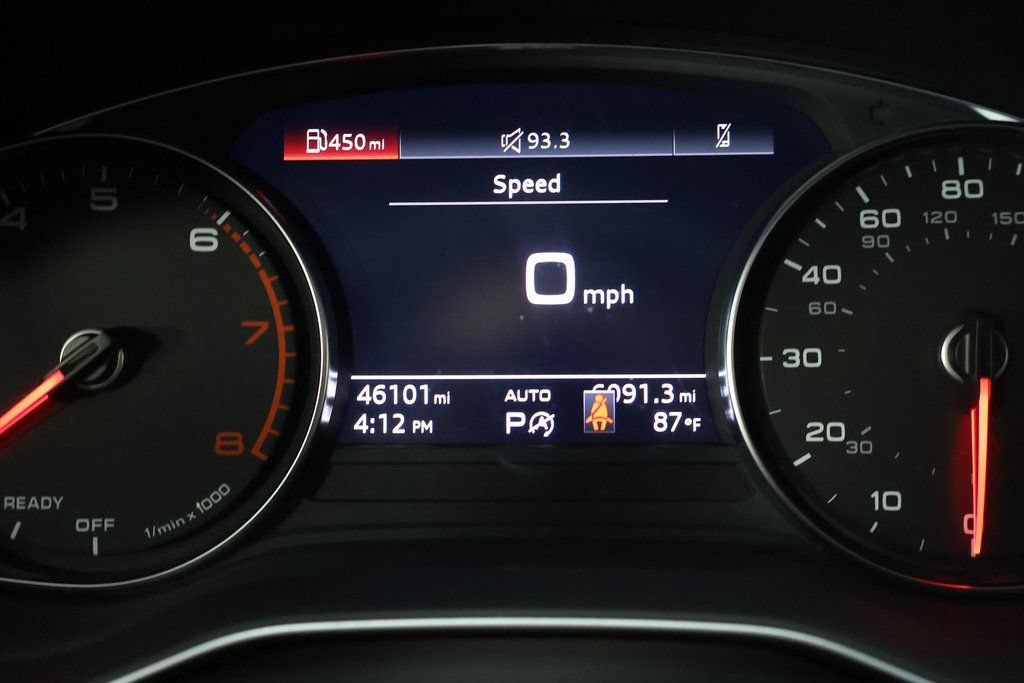 Used 2023 Audi Q5 2.0T Premium w/ Convenience Package AWD/4WD image 16