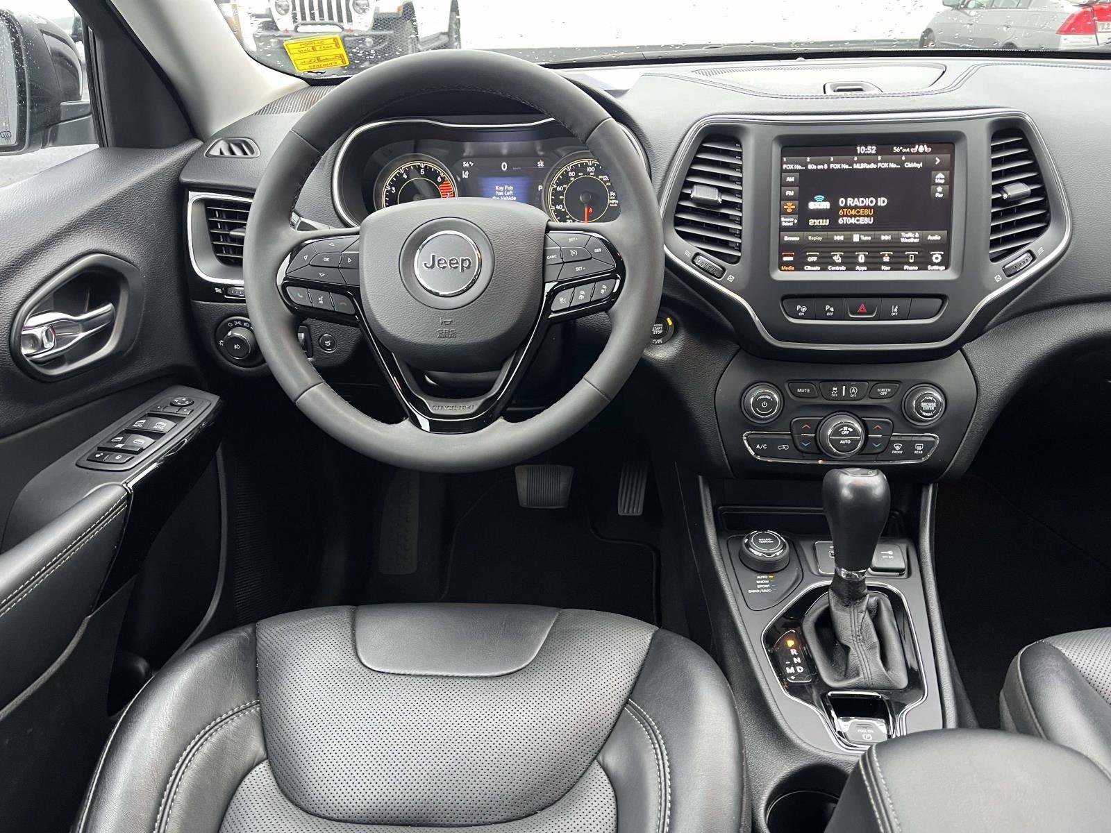 Used 2023 Jeep Cherokee Altitude Lux image 7