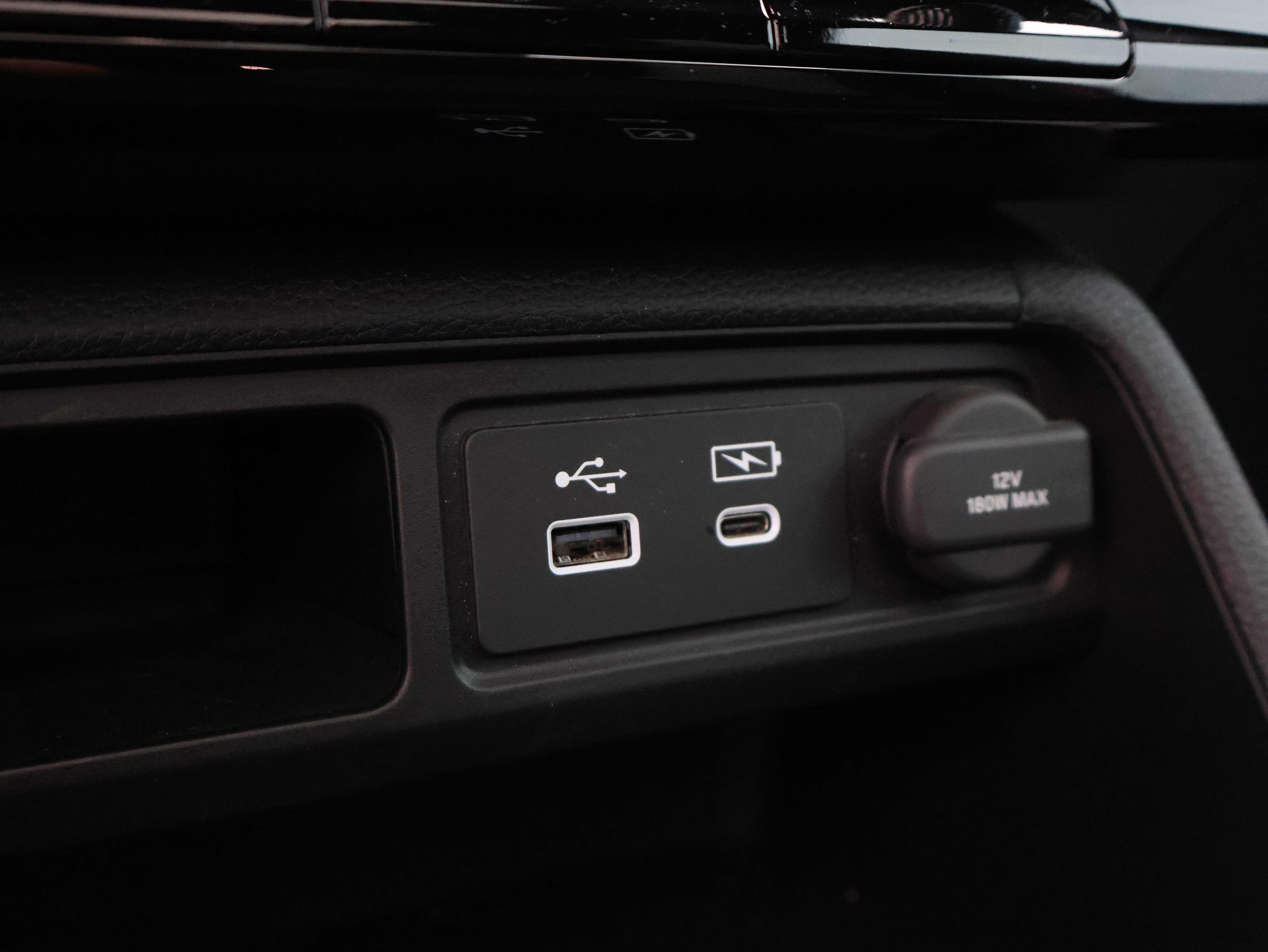Used 2025 Honda Pilot TrailSport image 35
