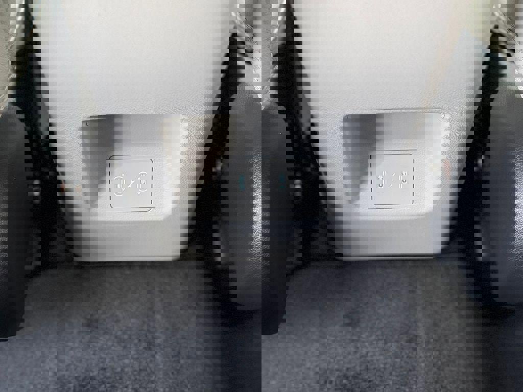 New 2026 Hyundai Tucson Limited image 9