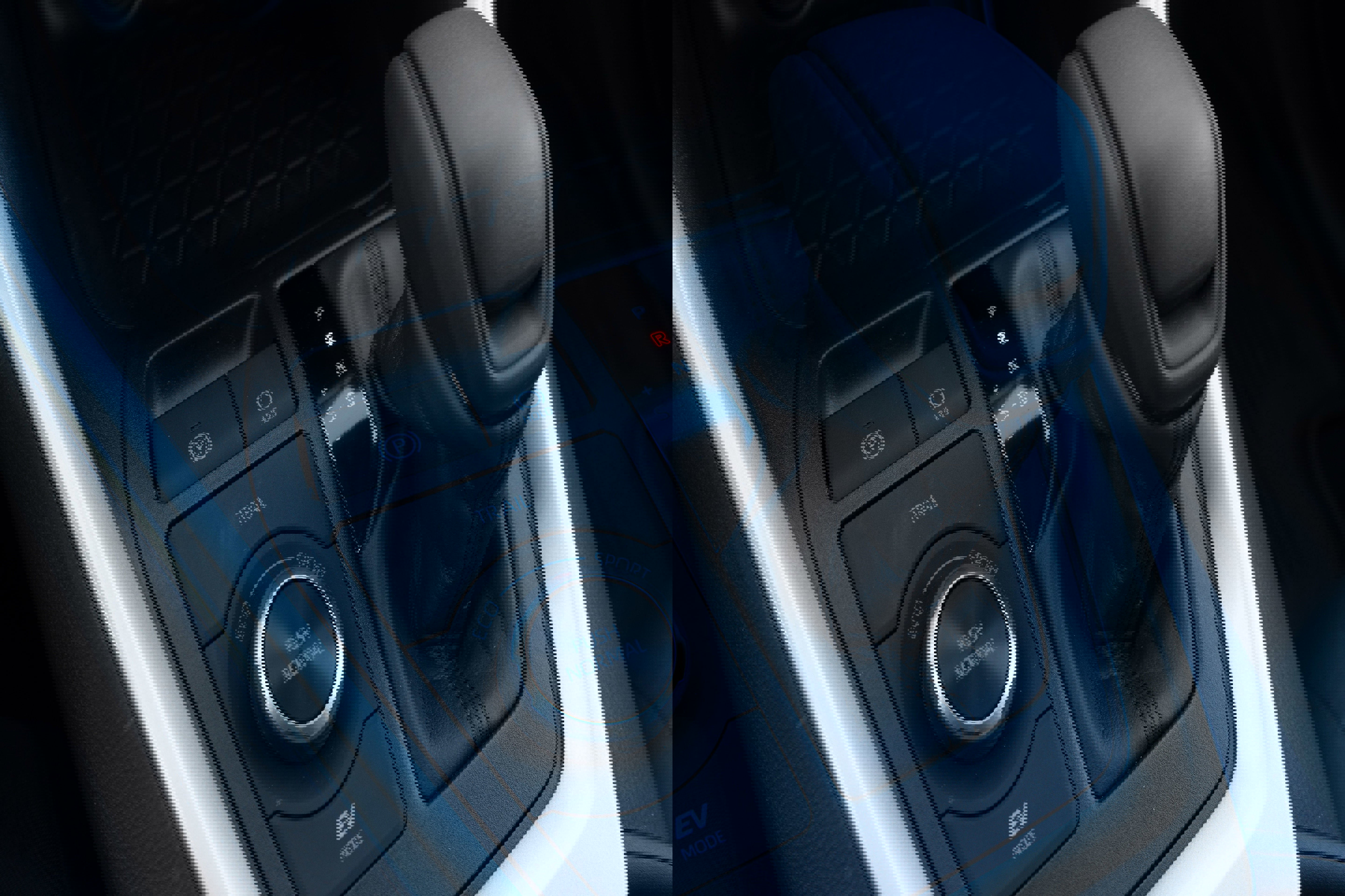 Used 2025 Toyota RAV4 XLE w/ Weather Package image 21