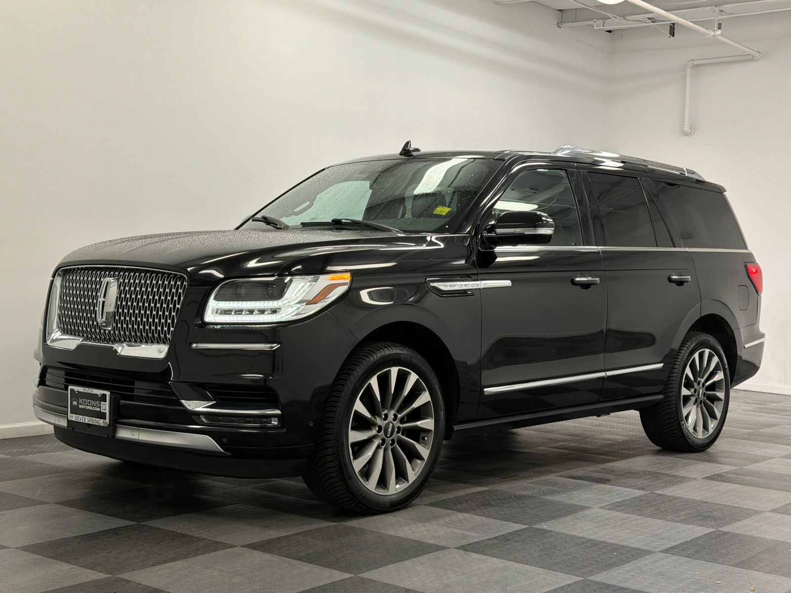 Used 2020 Lincoln Navigator Reserve AWD/4WD video 1