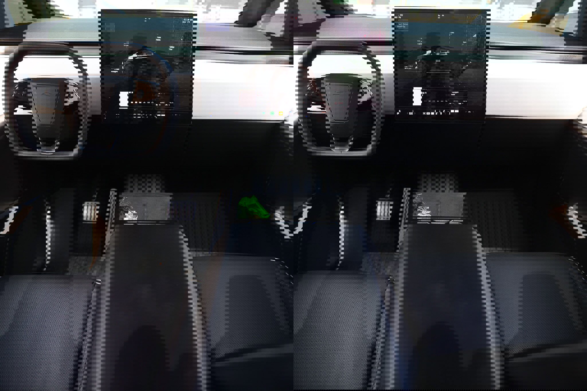 Used 2024 Tesla Cybertruck AWD Crew Cab image 26