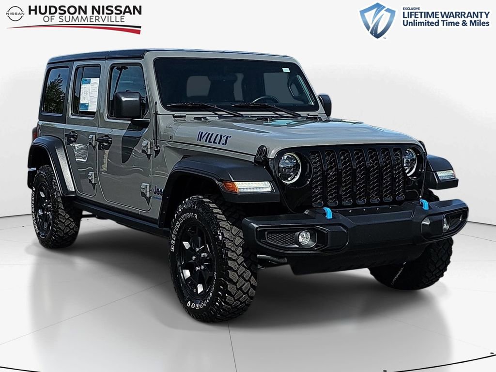 Used 2023 Jeep Wrangler Unlimited w/ Cold Weather Group image 1