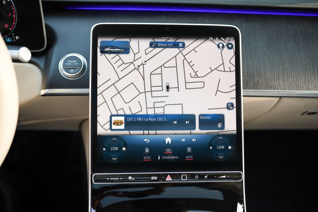 Used 2022 Mercedes-Benz S 500 4MATIC w/ AMG Line Package image 31