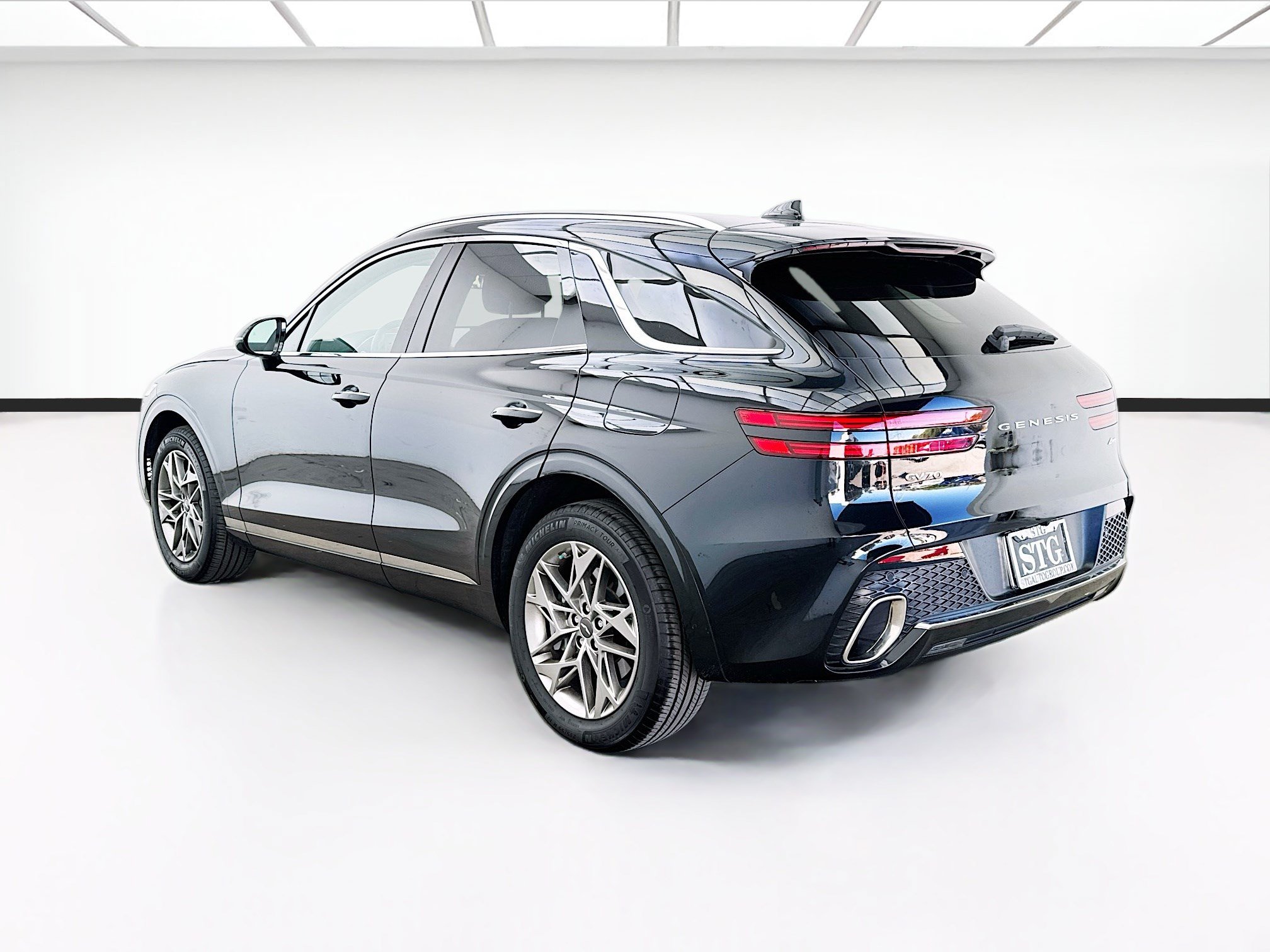 Used 2025 Genesis GV70 2.5T AWD/4WD image 6